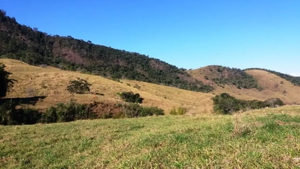 Foto 1 de Chácara à venda em Cruzeiro - SP