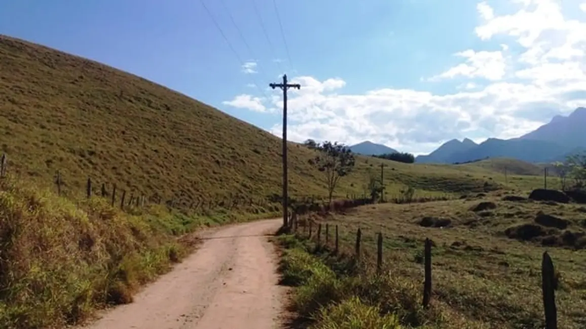 Foto 3 de Chácara à venda em Cruzeiro - SP