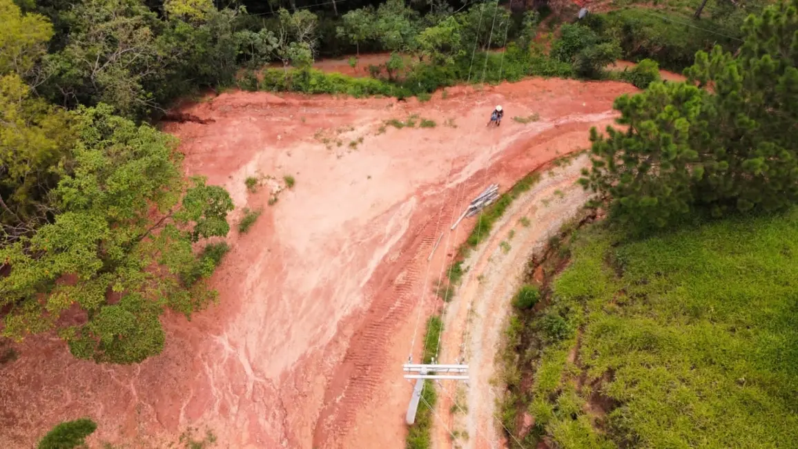 Foto 23 de Chácara à venda, 2000m2 em Pindamonhangaba - SP