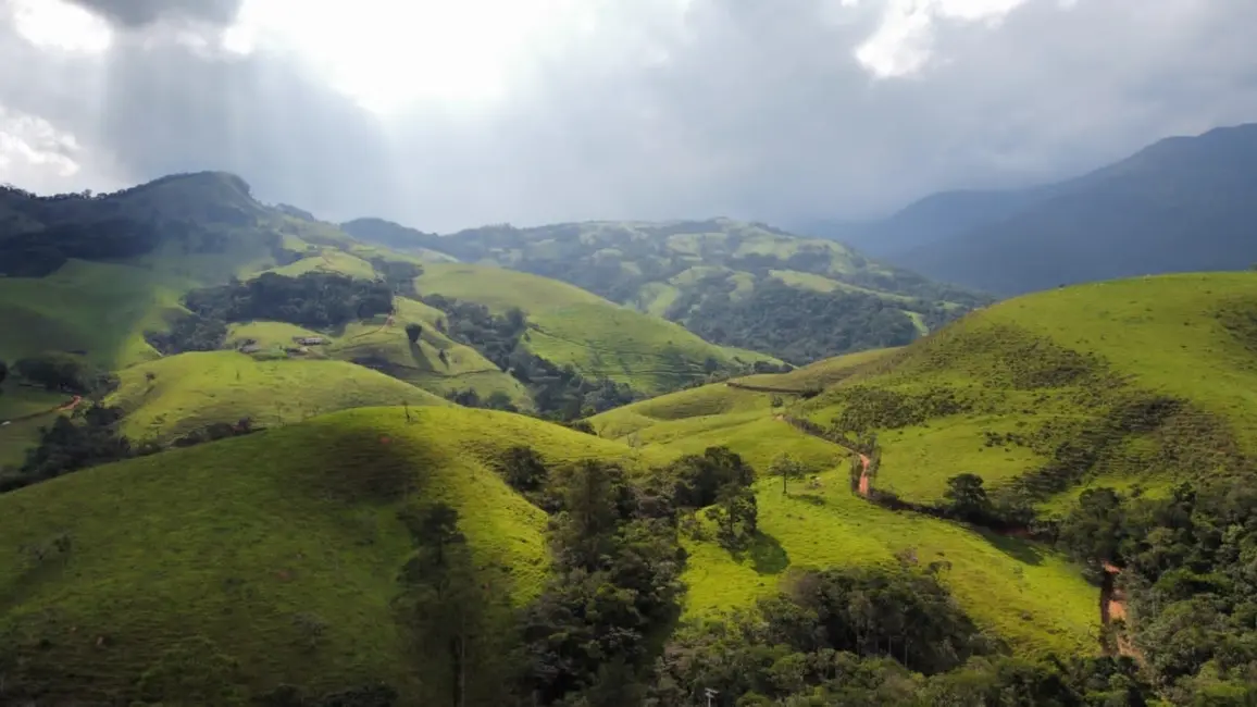 Foto 20 de Chácara à venda, 2000m2 em Pindamonhangaba - SP