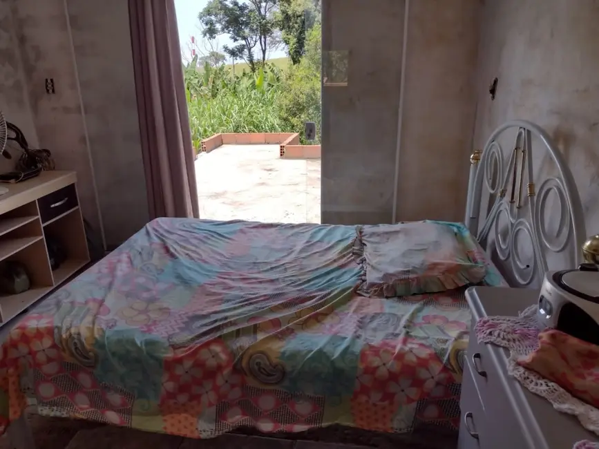 Foto 7 de Chácara com 2 quartos à venda, 1200m2 em Jardim Vista Alegre, Guaratingueta - SP