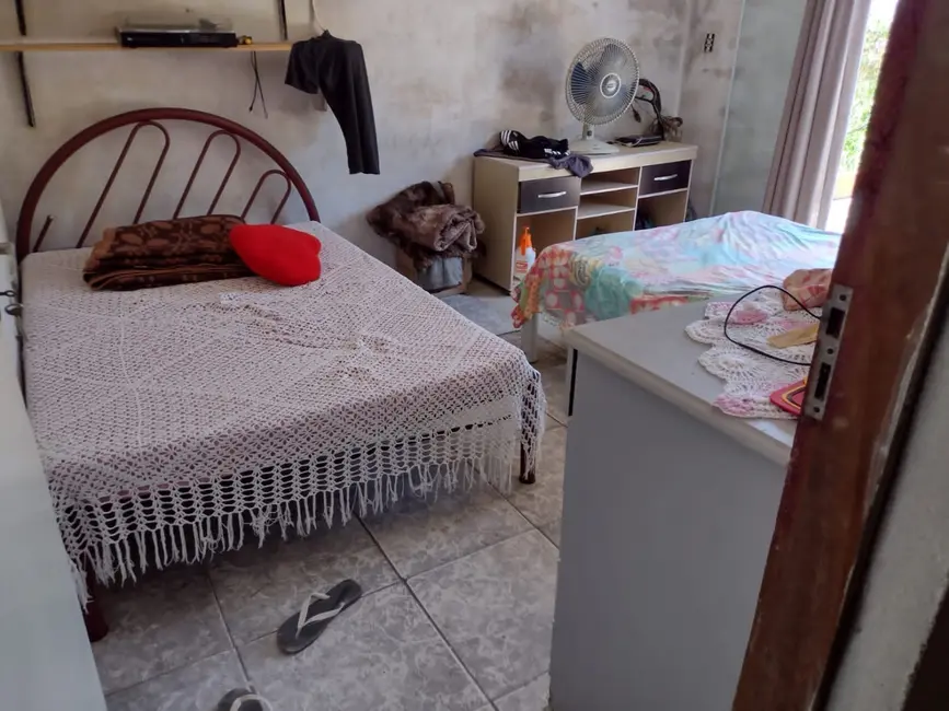 Foto 5 de Chácara com 2 quartos à venda, 1200m2 em Jardim Vista Alegre, Guaratingueta - SP