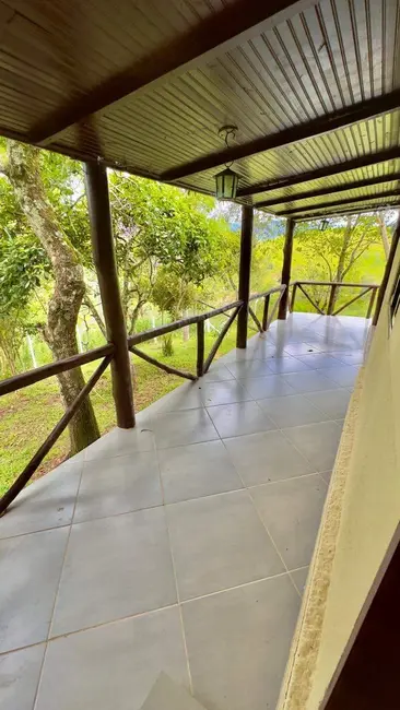 Foto 4 de Chácara com 5 quartos à venda, 900m2 em Pedreira, Guaratingueta - SP