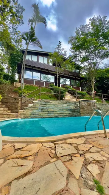 Foto 3 de Chácara com 5 quartos à venda, 900m2 em Pedreira, Guaratingueta - SP