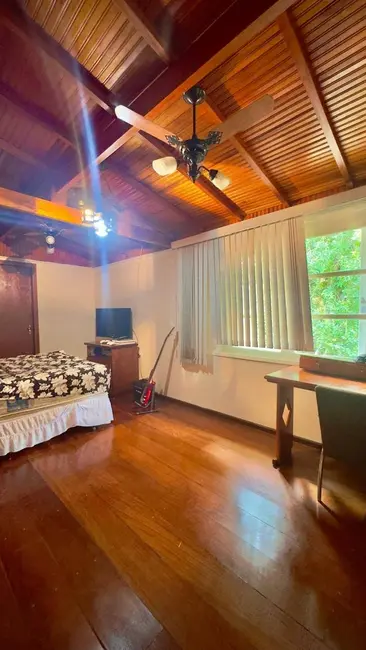 Foto 9 de Chácara com 5 quartos à venda, 900m2 em Pedreira, Guaratingueta - SP