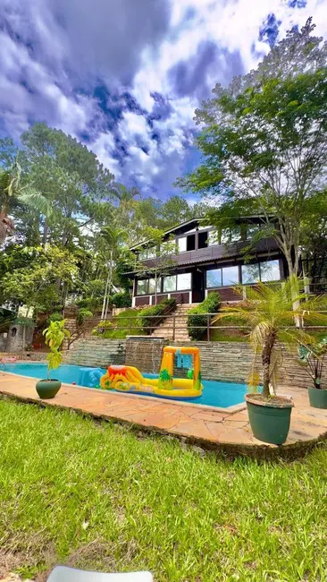 Foto 2 de Chácara com 5 quartos à venda, 900m2 em Pedreira, Guaratingueta - SP