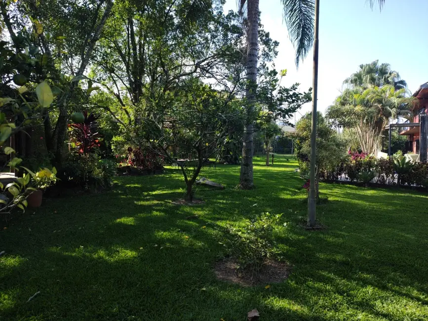 Foto 1 de Chácara com 5 quartos à venda, 400m2 em Bom Sucesso, Pindamonhangaba - SP