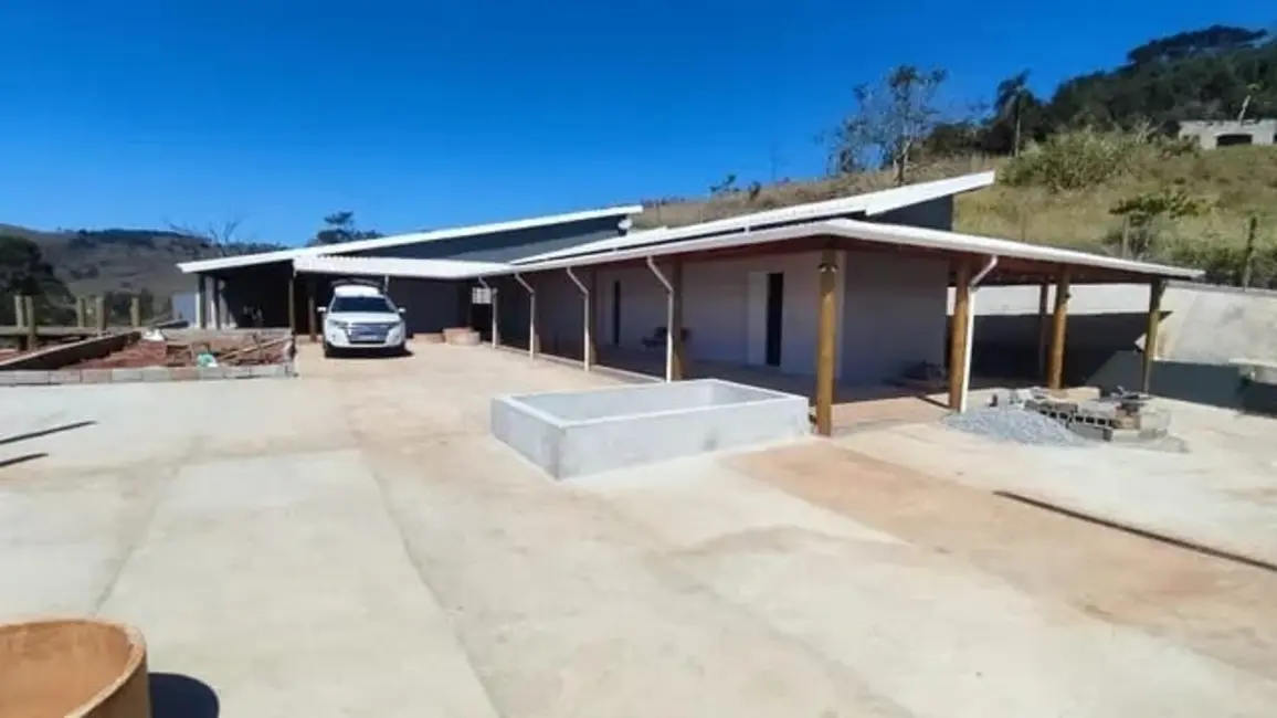 Foto 5 de Chácara com 3 quartos à venda em Santa Luzia Rural, Taubate - SP