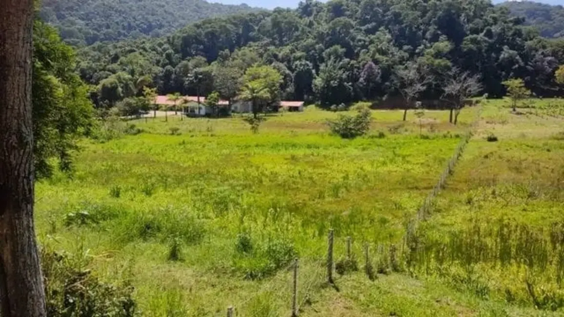 Foto 9 de Chácara à venda, 66000m2 em Taubate - SP