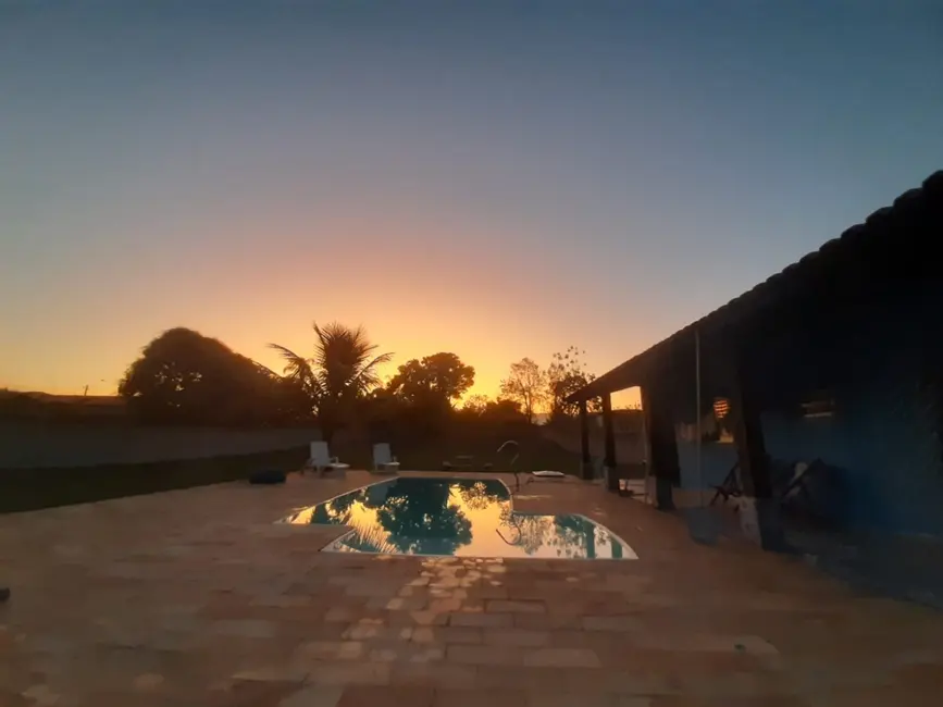 Foto 1 de Chácara com 4 quartos à venda, 2700m2 em Guaratingueta - SP