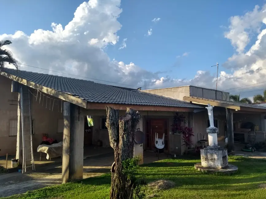 Foto 4 de Chácara com 3 quartos à venda, 150m2 em Tremembe - SP