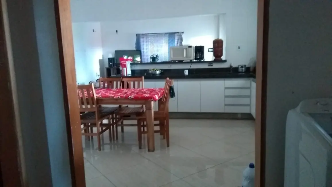Foto 8 de Chácara com 3 quartos à venda, 150m2 em Tremembe - SP