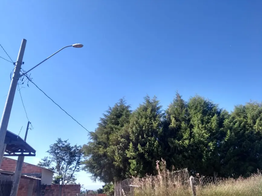 Foto 2 de Chácara à venda, 1500m2 em Piracangaguá, Taubate - SP