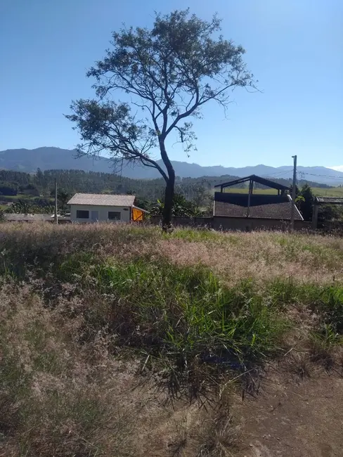 Foto 8 de Chácara à venda, 1500m2 em Piracangaguá, Taubate - SP