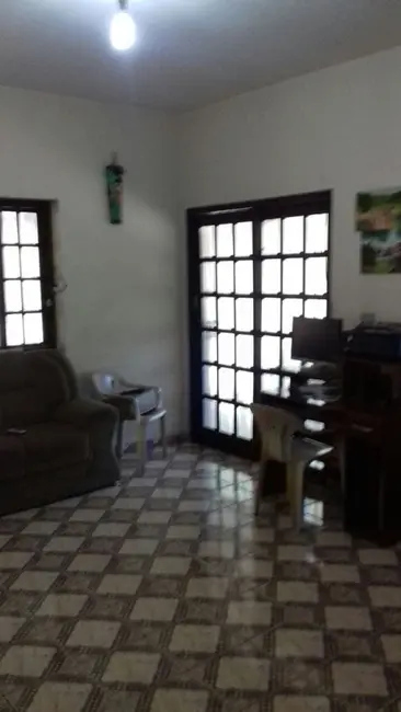 Foto 5 de Sítio / Rancho com 5 quartos à venda, 237m2 em Guaratingueta - SP