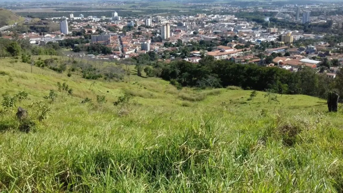 Foto 8 de Sítio / Rancho com 5 quartos à venda, 237m2 em Guaratingueta - SP