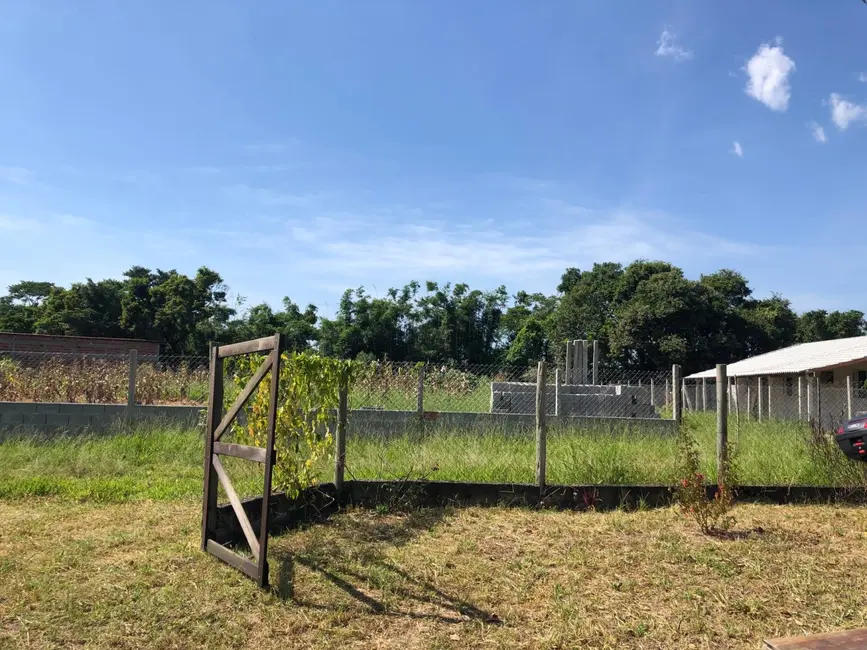 Foto 1 de Casa à venda, 1000m2 em Pindamonhangaba - SP