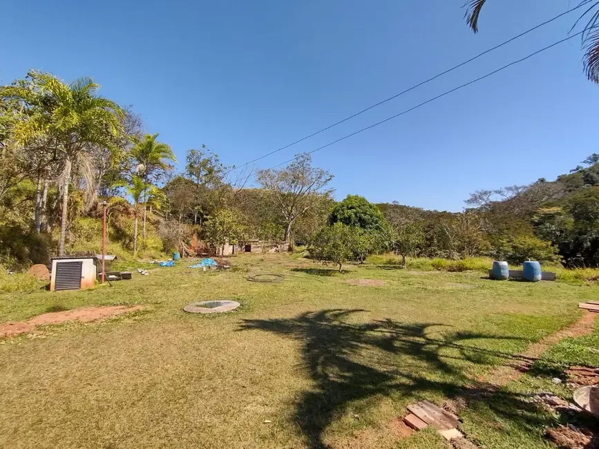 Foto 1 de Sítio / Rancho com 3 quartos à venda, 250m2 em Barreiro, Taubate - SP