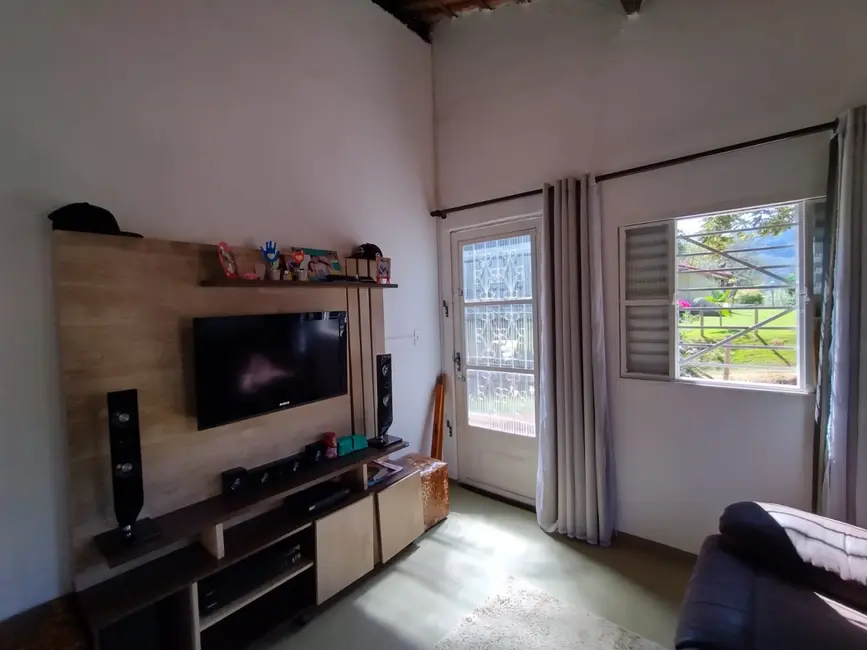 Foto 4 de Sítio / Rancho com 3 quartos à venda, 250m2 em Barreiro, Taubate - SP