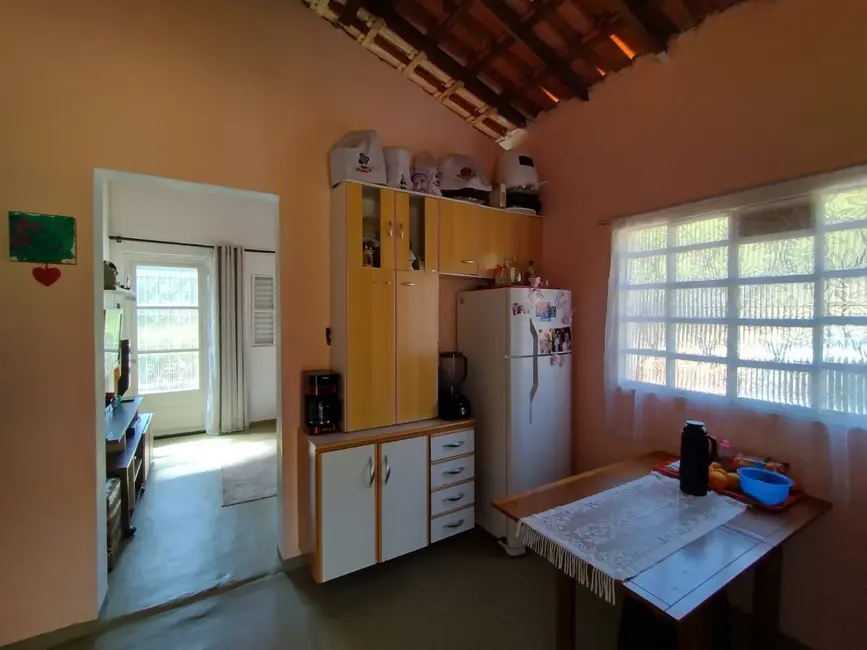 Foto 3 de Sítio / Rancho com 3 quartos à venda, 250m2 em Barreiro, Taubate - SP