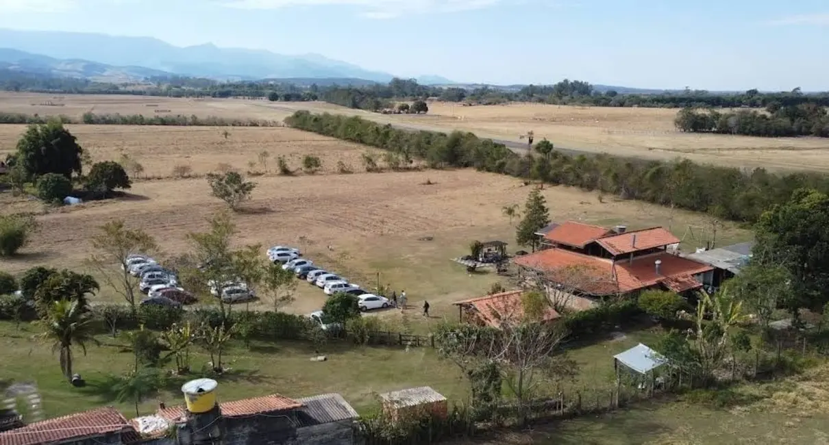 Foto 2 de Chácara à venda, 15000m2 em Mandú, Pindamonhangaba - SP
