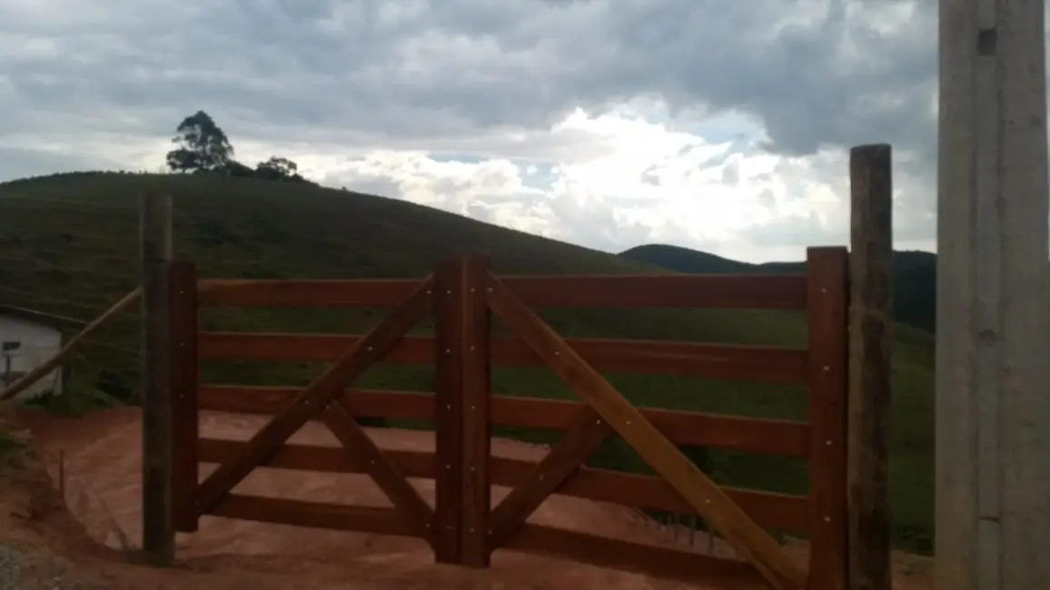 Foto 1 de Chácara à venda, 600m2 em Registro, Taubate - SP