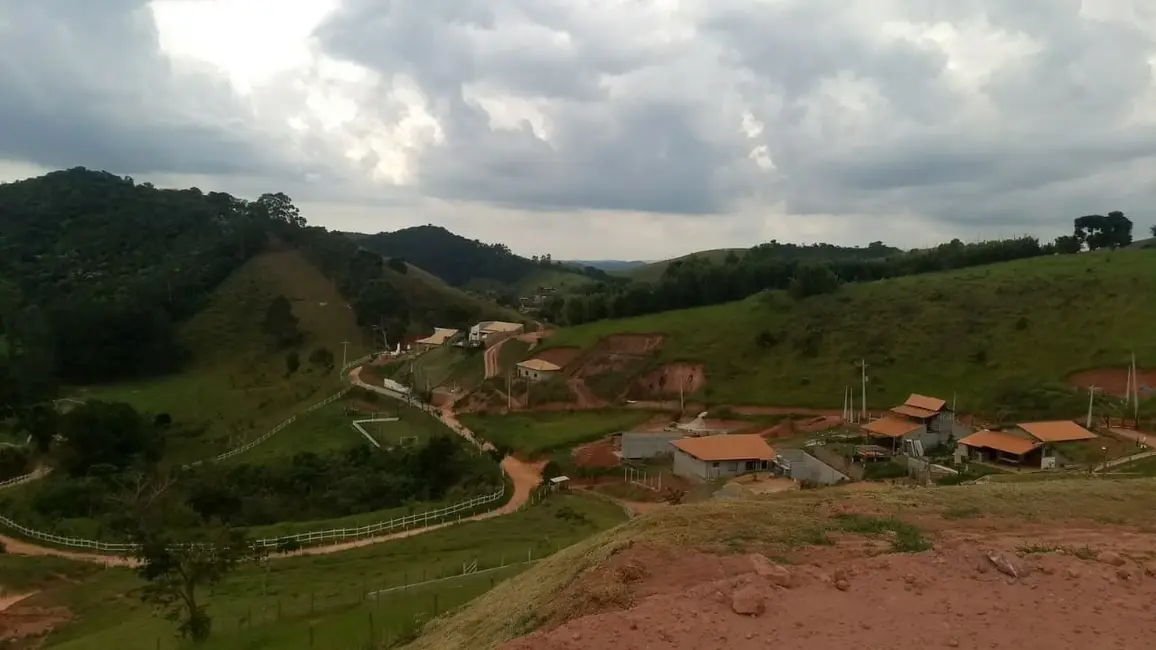 Foto 4 de Chácara à venda, 600m2 em Registro, Taubate - SP