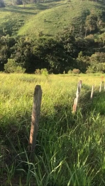 Chácara à venda, 2300m2 em Sao Luiz Do Paraitinga - SP - imagem 4 Foto 4 de Chácara à venda, 2300m2 em Sao Luiz Do Paraitinga - SP