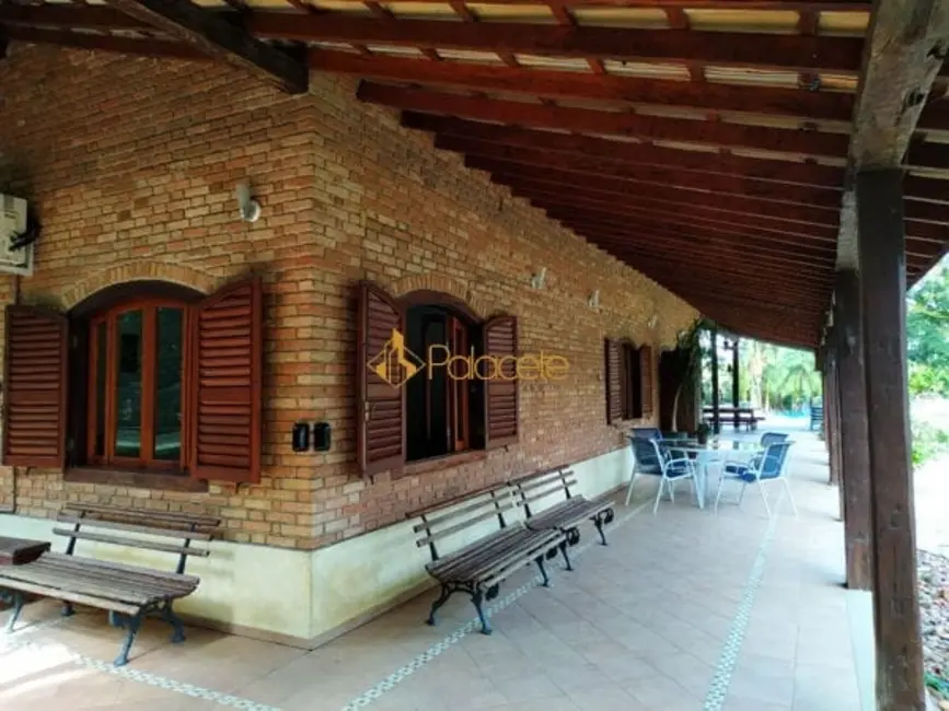 Foto 1 de Chácara com 7 quartos à venda, 700m2 em Goiabal, Pindamonhangaba - SP