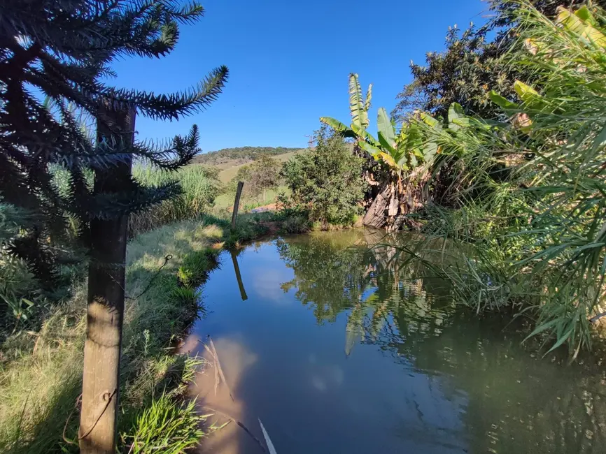 Foto 4 de Sítio / Rancho com 3 quartos à venda, 170m2 em Centro, Cunha - SP