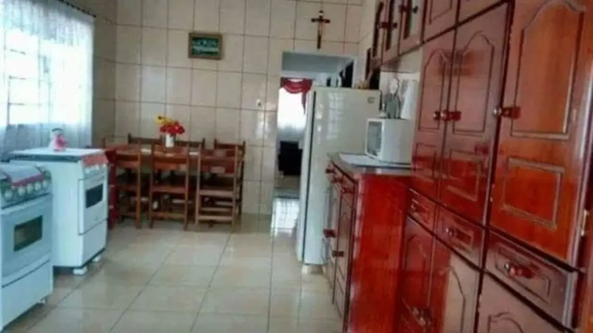 Foto 4 de Chácara com 3 quartos à venda, 145m2 em Tijuco Preto, Cacapava - SP