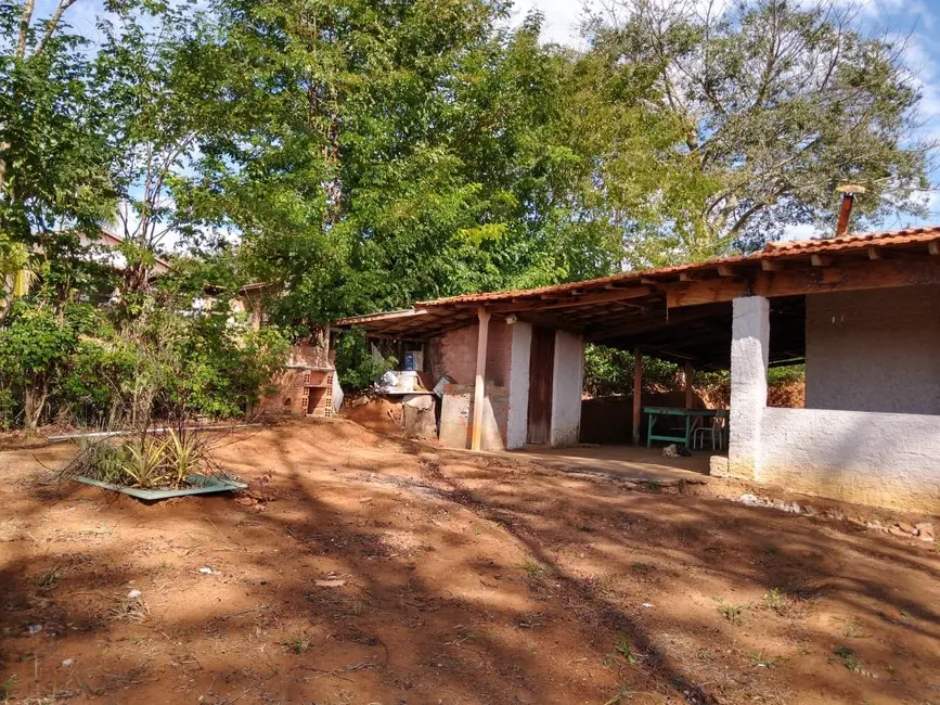 Foto 3 de Chácara com 2 quartos à venda, 2000m2 em Goiabal, Pindamonhangaba - SP