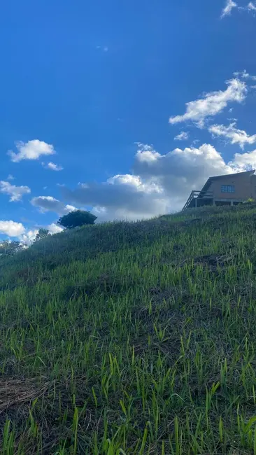 Foto 3 de Chácara à venda, 1002m2 em Santo Antonio Do Pinhal - SP