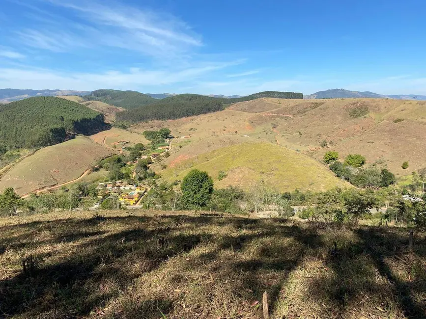 Sítio / Rancho com 3 quartos à venda, 200m2 em Silveiras - SP - imagem 7 Foto 7 de Sítio / Rancho com 3 quartos à venda, 200m2 em Silveiras - SP