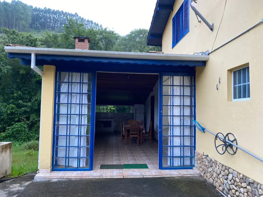 Foto 1 de Sítio / Rancho com 3 quartos à venda, 200m2 em Silveiras - SP