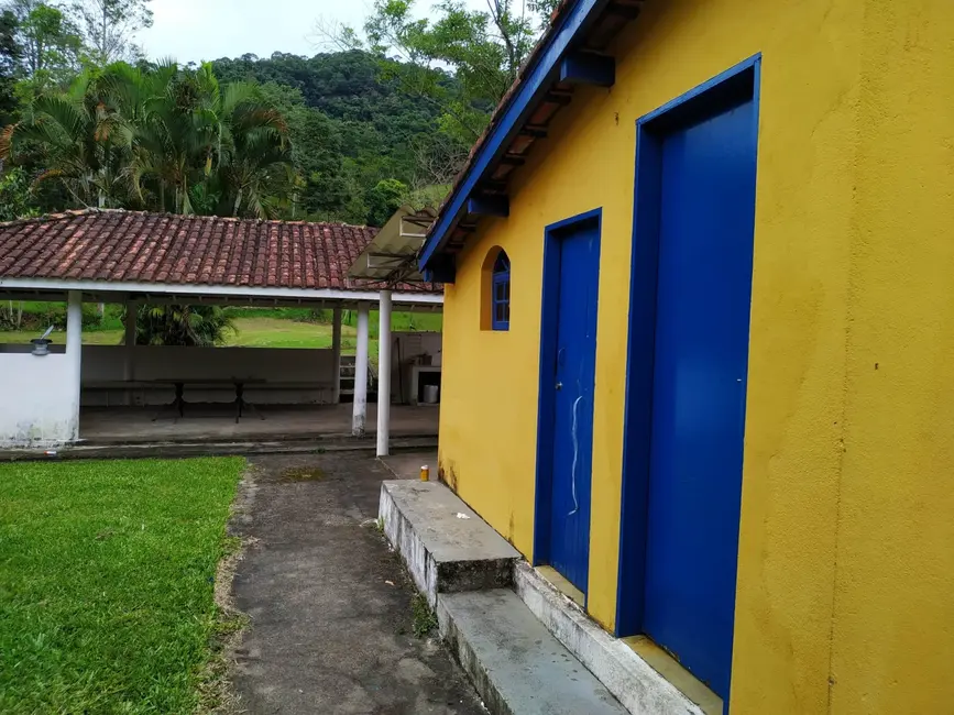 Foto 1 de Chácara com 4 quartos à venda, 1282600m2 em Pindamonhangaba - SP