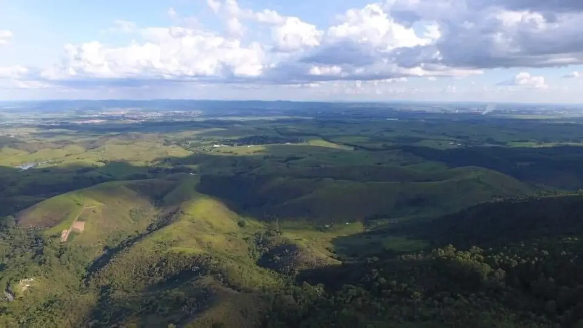 Chácara com 3 quartos à venda, 2008600m2 em Cacapava - SP - imagem 8 Foto 8 de Chácara com 3 quartos à venda, 2008600m2 em Cacapava - SP