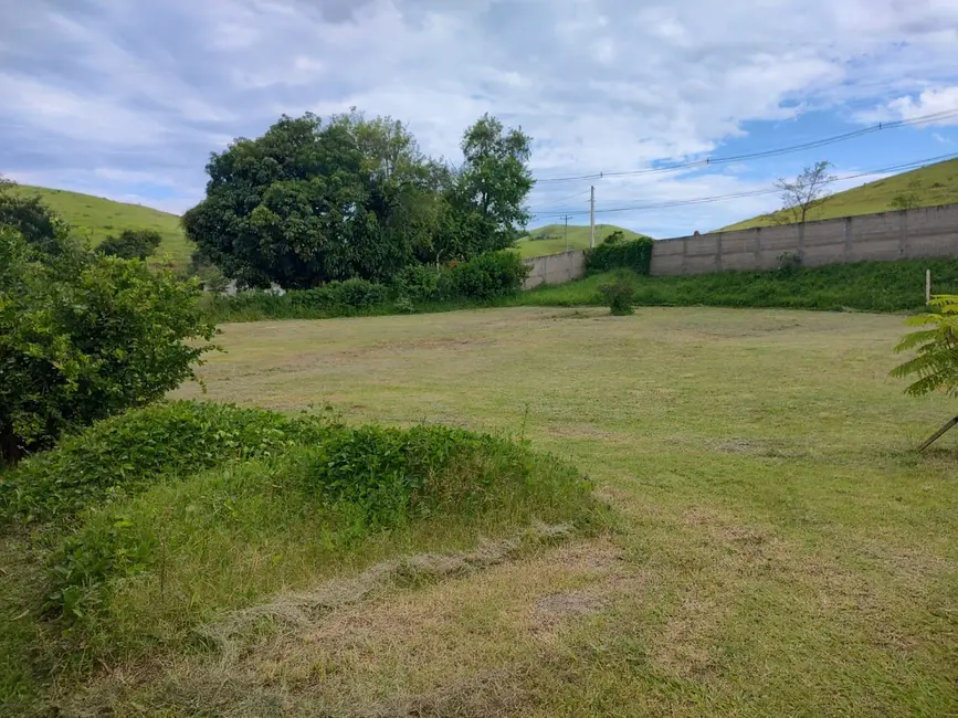 Foto 3 de Chácara com 3 quartos à venda, 400m2 em Registro, Taubate - SP