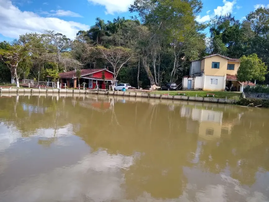Sítio / Rancho com 4 quartos à venda, 55000m2 em Bom Sucesso, Pindamonhangaba - SP - imagem 5 Foto 5 de Sítio / Rancho com 4 quartos à venda, 55000m2 em Bom Sucesso, Pindamonhangaba - SP