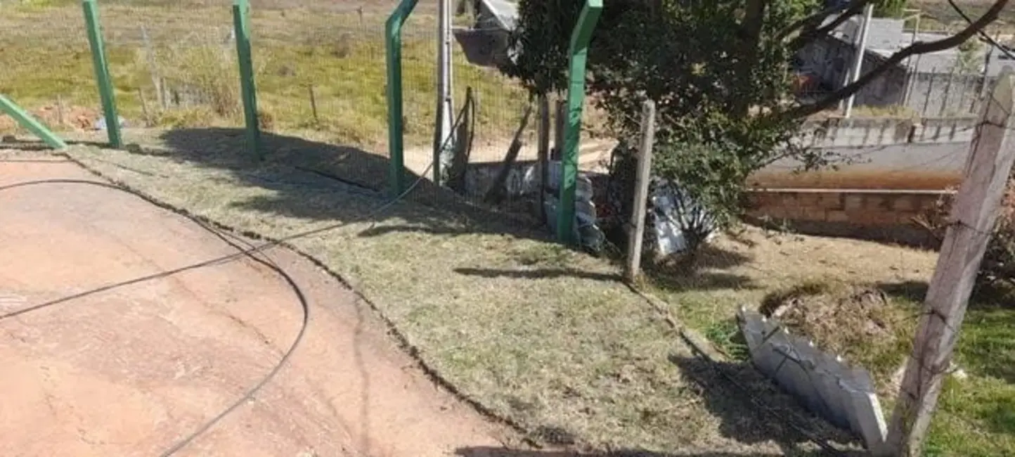 Foto 6 de Chácara à venda, 2500m2 em Loteamento Chácaras Ingrid, Taubate - SP