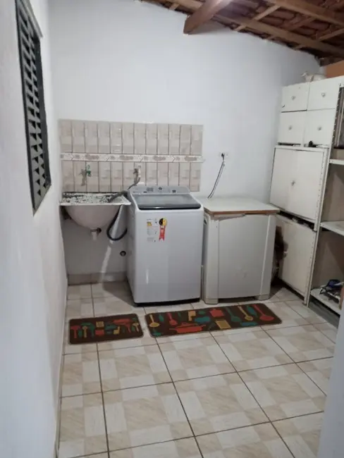 Foto 2 de Chácara com 6 quartos à venda, 1600m2 em Campinas, Pindamonhangaba - SP
