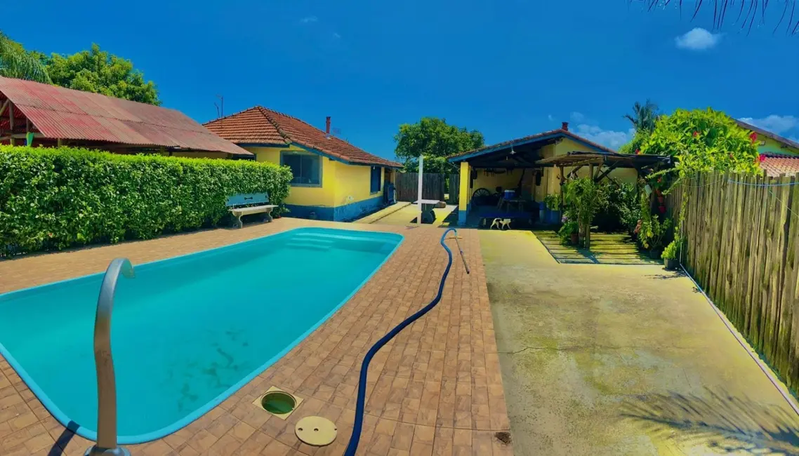 Foto 4 de Chácara com 3 quartos à venda, 130m2 em Mandú, Pindamonhangaba - SP