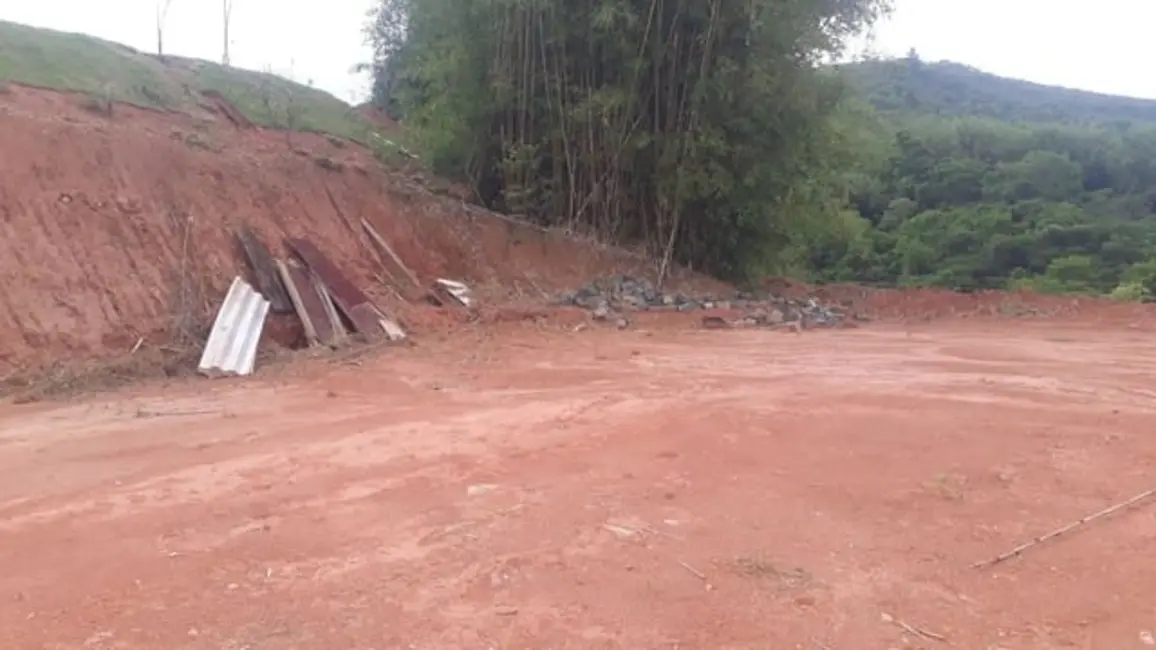 Foto 1 de Sítio / Rancho à venda, 15000m2 em Mandú, Pindamonhangaba - SP