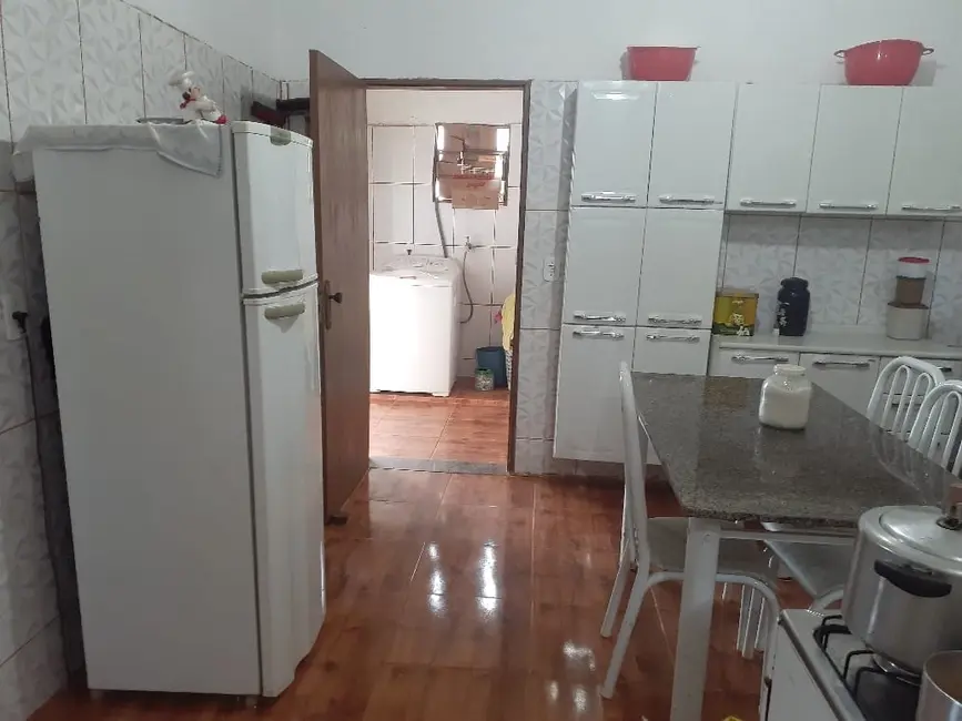 Foto 7 de Chácara com 2 quartos à venda, 100m2 em Goiabal, Pindamonhangaba - SP