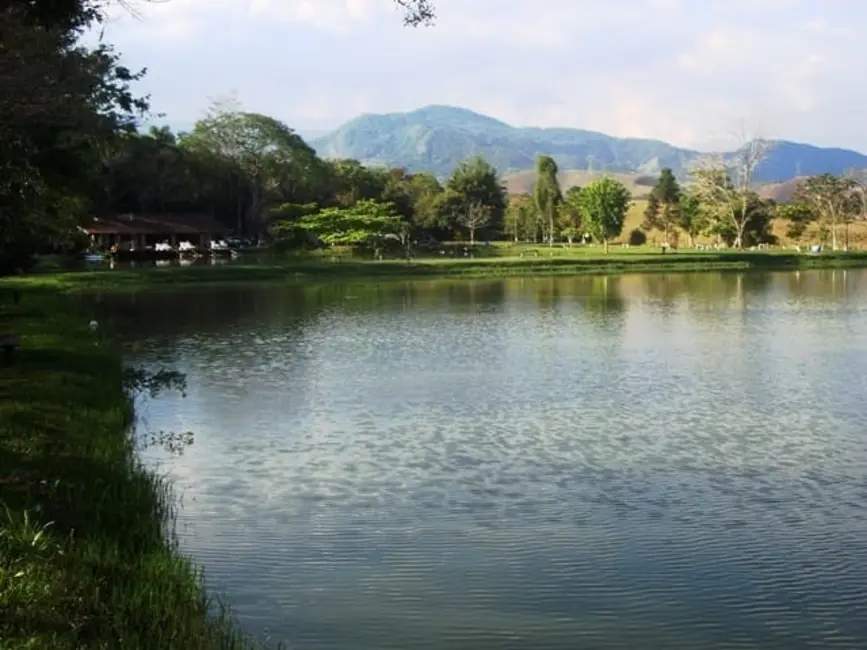 Sítio / Rancho à venda, 55694m2 em Bom Sucesso, Pindamonhangaba - SP - imagem 4 Foto 4 de Sítio / Rancho à venda, 55694m2 em Bom Sucesso, Pindamonhangaba - SP