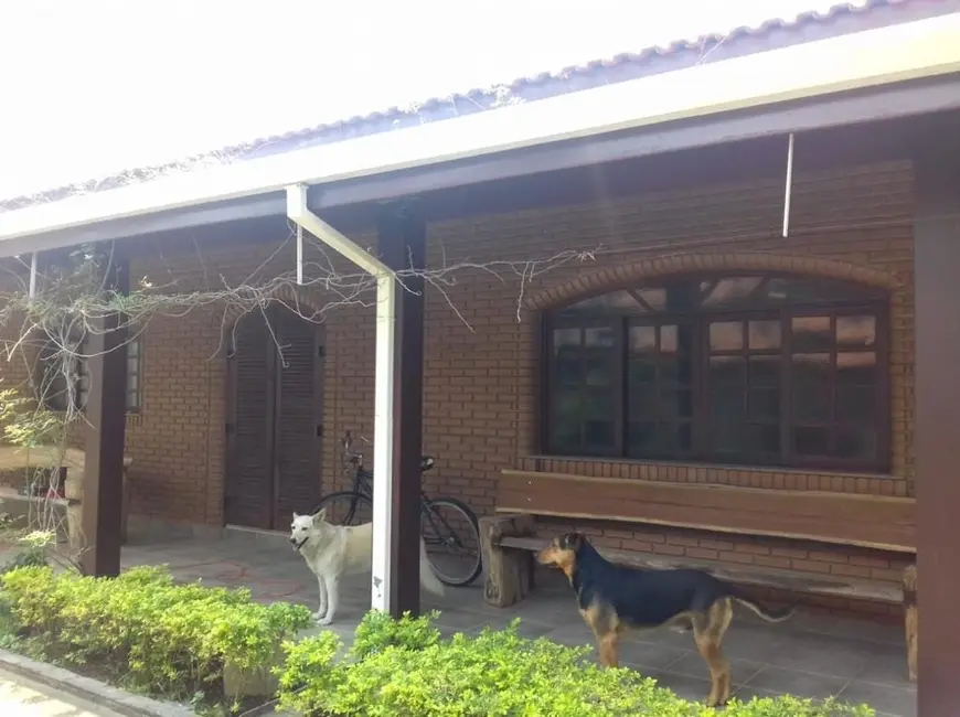 Foto 7 de Chácara à venda, 300m2 em Parque São Luís, Taubate - SP