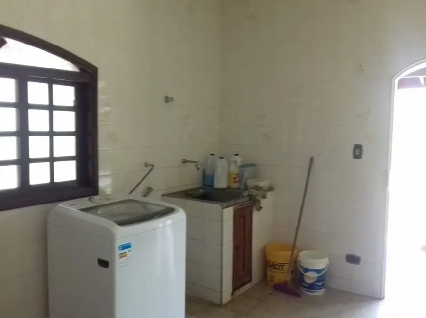 Foto 2 de Chácara à venda, 300m2 em Parque São Luís, Taubate - SP