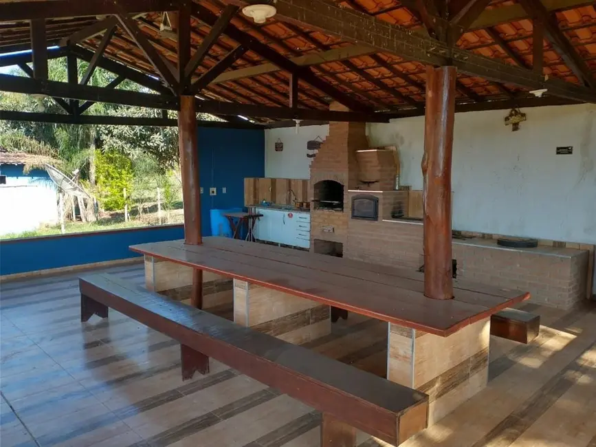 Foto 7 de Chácara com 1 quarto à venda, 13700m2 em Vila Menino Jesus, Cacapava - SP