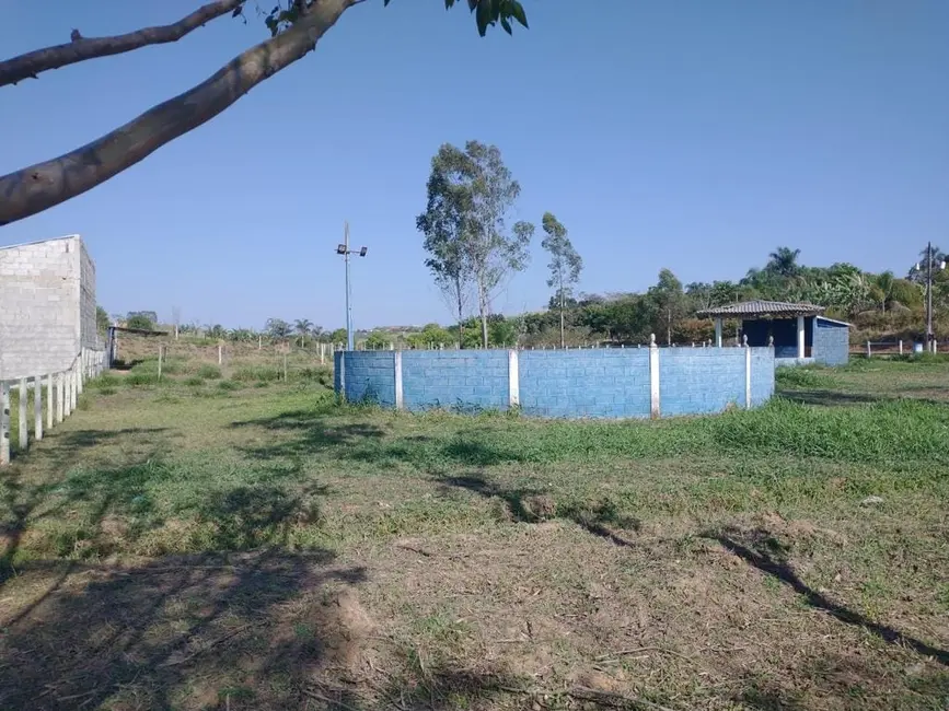 Foto 4 de Chácara com 1 quarto à venda, 13700m2 em Vila Menino Jesus, Cacapava - SP