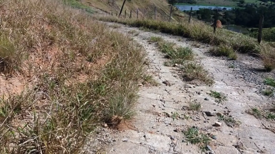 Foto 9 de Chácara à venda em Lavrinhas - SP